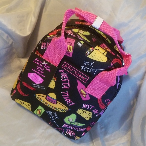 Betsey Johnson Handbags - Betsey Johnson fiesta print lunch bag